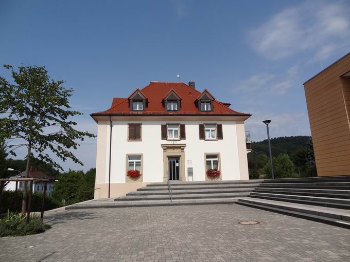 Rathaus Au im Hexental: Sdansicht