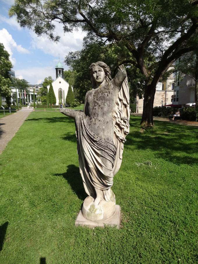 Statue Augustabad Baden-Baden