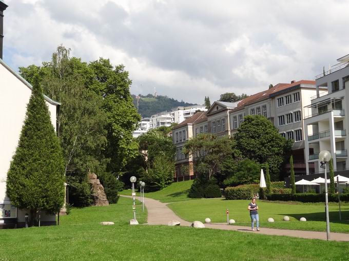 Rmer-Platz Baden-Baden: Merkur