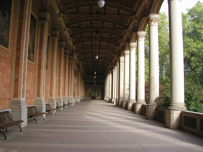 Trinkhalle Baden-Baden: Wandelhalle