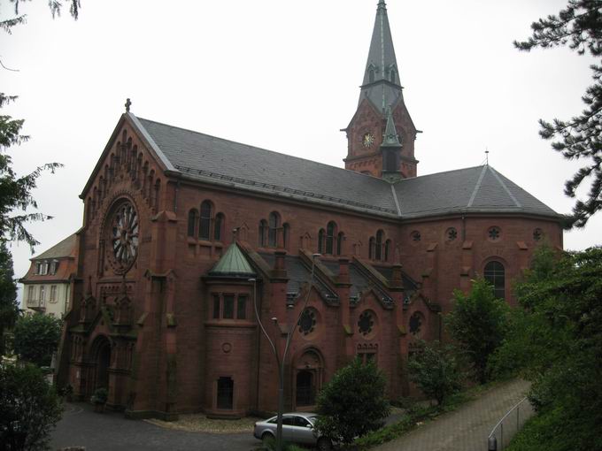 Pauluskirche Badenweiler: Sdansicht