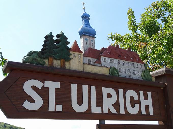 Wegweiser St. Ulrich