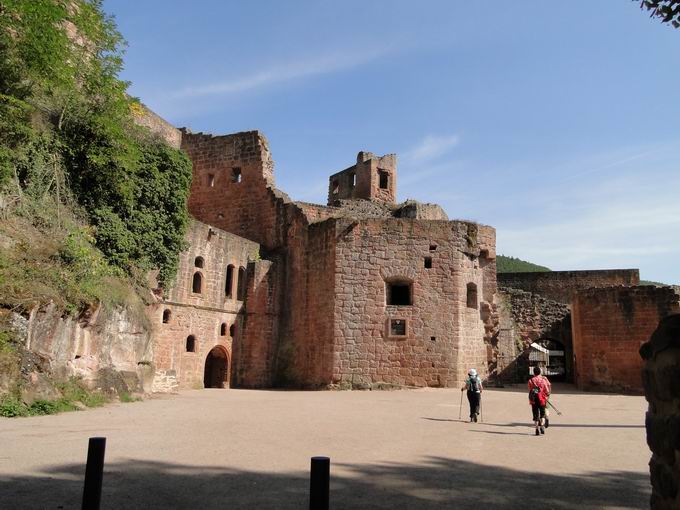 Schloss- und Festungsruine Hardenburg