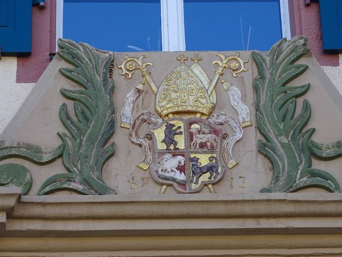 Ebringer Schloss: Wappen