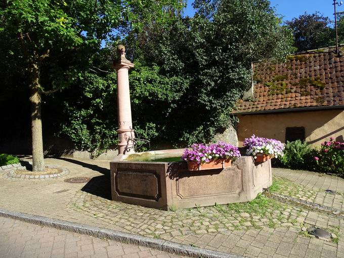 Oberer Sinnbrunnen in Ebringen
