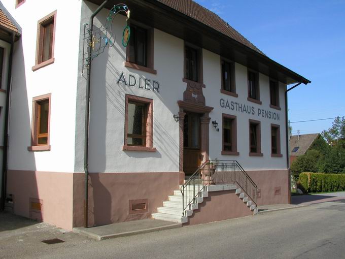 Landgasthaus zum Adler Yach