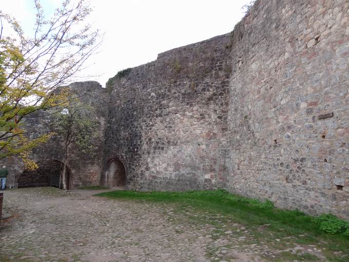 Hochburg Emmendingen: Unterer Innenhof