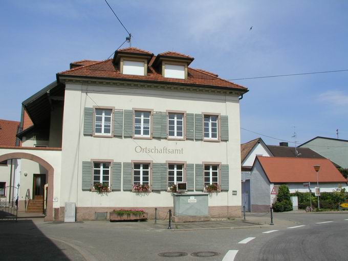 Rathaus Königschaffhausen