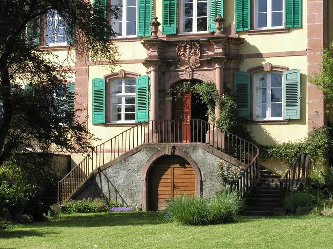 Schloss Kiechlinsbergen: Freitreppe