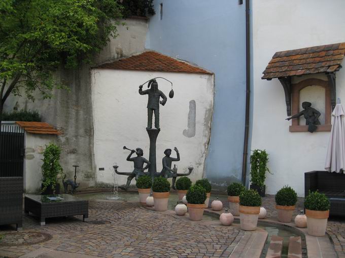 Narrenbrunnen