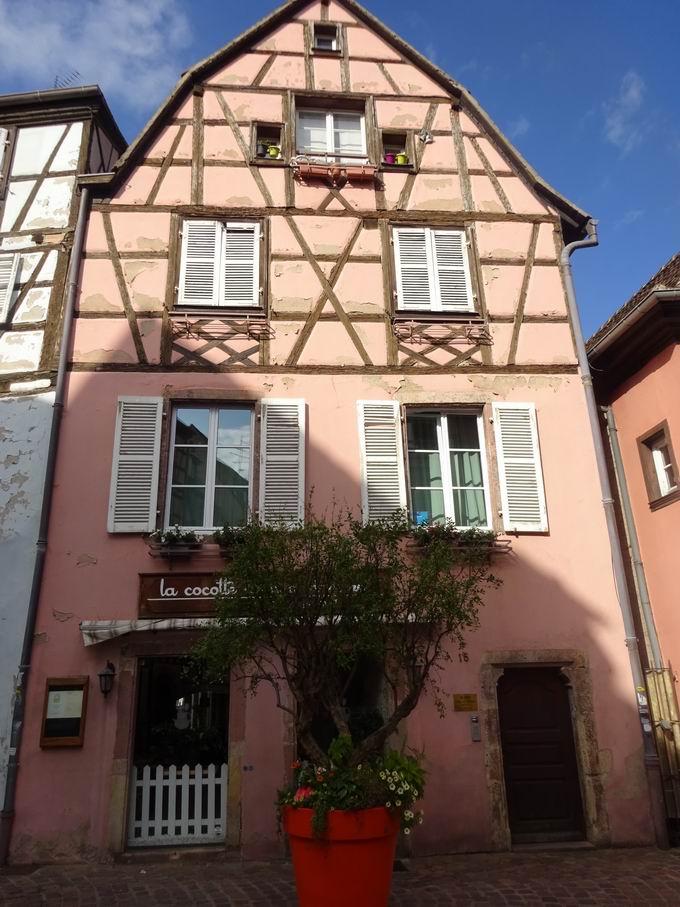 Place de l`cole in Colmar: Haus 14