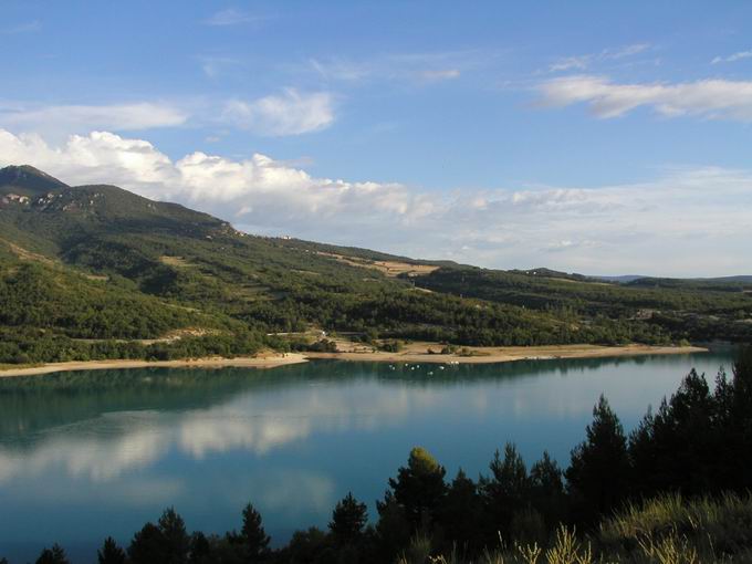 Lac de Sainte-Croix: Blick Aiguines