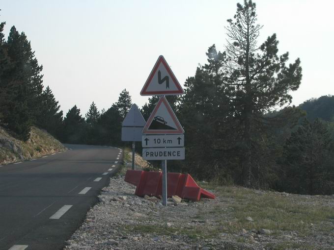 Mont Ventoux: Steigung an Strae zum Gipfel