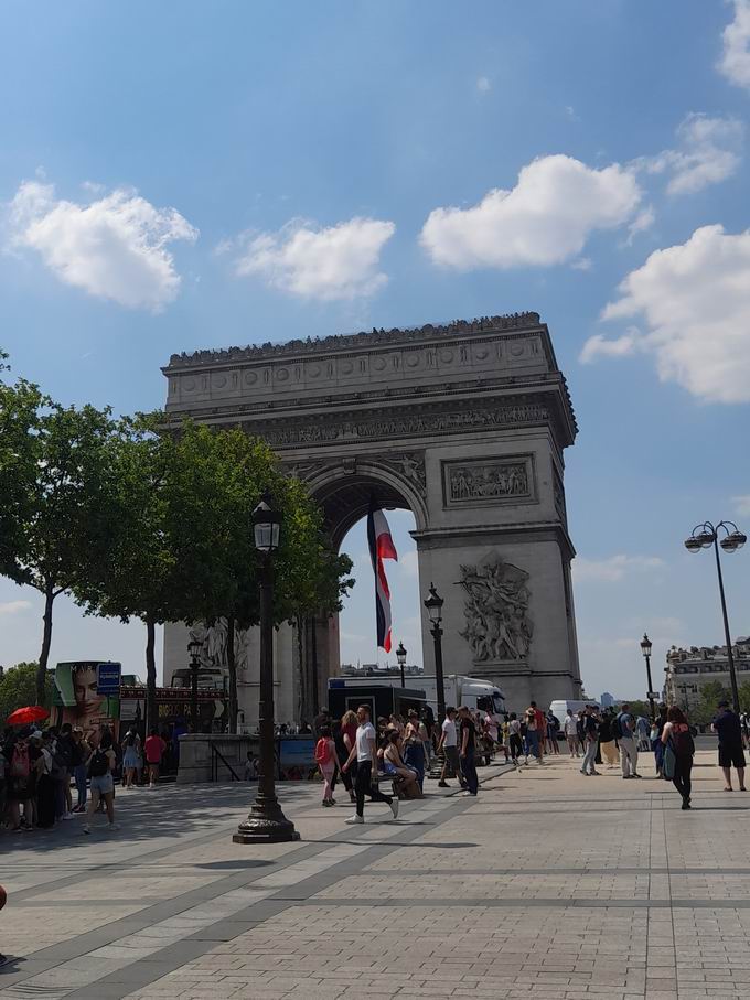 Arc de Triomphe in Paris