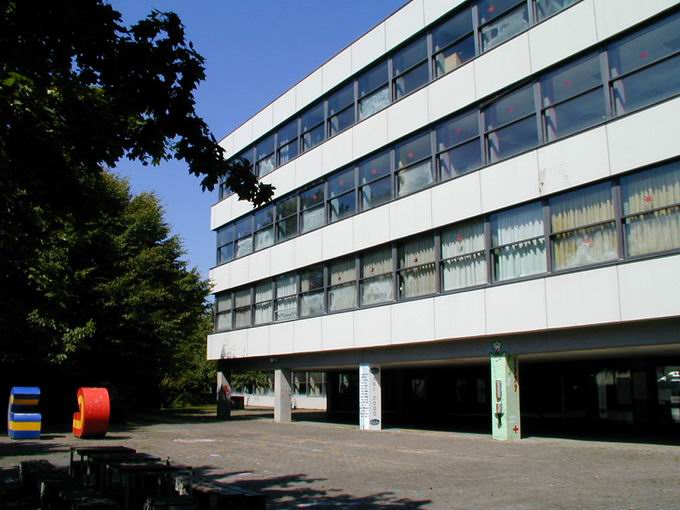 Hof des Droste Hlshoff-Gymnasiums