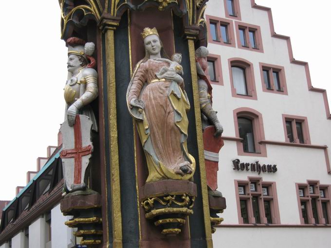 Maria Fischbrunnen Freiburg