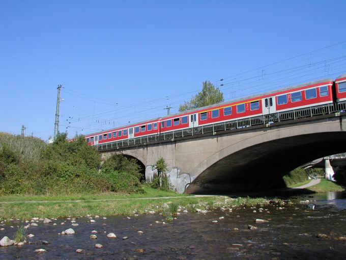 Hauptbahnbrcke Freiburg Westansicht