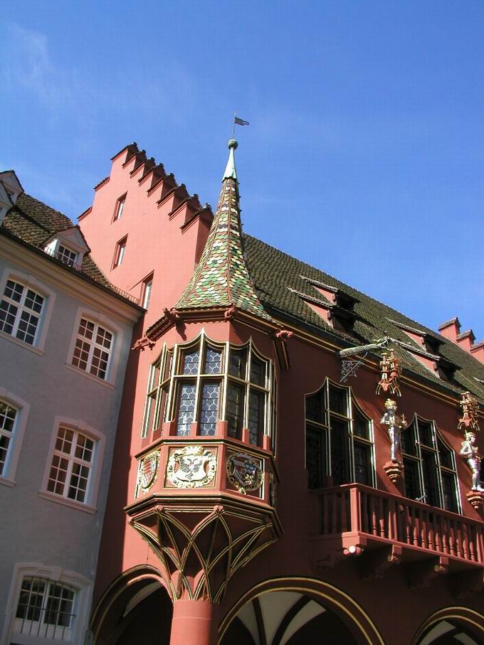 Historisches Kaufhaus Freiburg: linker Erker