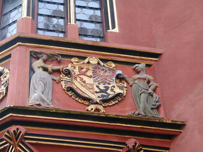 Historisches Kaufhaus Freiburg: Wappen Kaiser Ferdinands I.