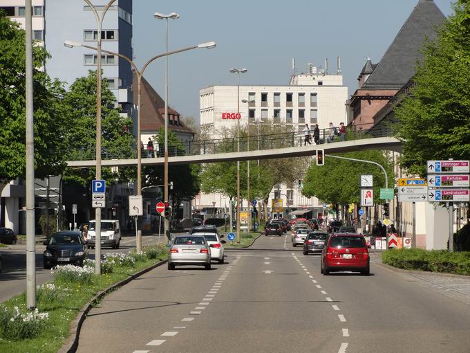 Leopoldring Freiburg: Karlssteg