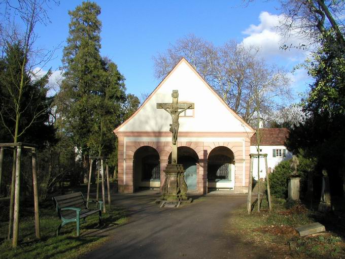 Mittelalterliches Kruzifix Alter Friedhof