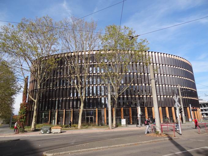 Ostansicht Rathaus im Sthlinger