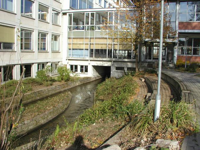 Gewerbekanal an der Richard-Fehrenbach-Gewerbeschule