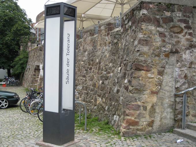 Sule der Toleranz in Freiburg