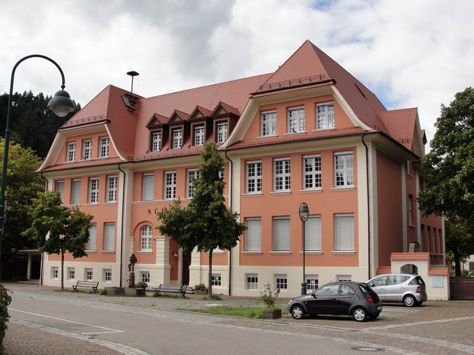 Schulhaus Gnterstal