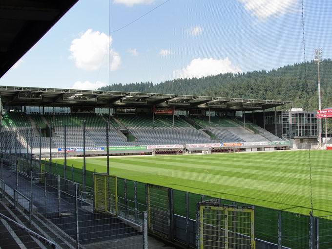 SC Freiburg Stadion (Schwarzwaldstrae): Haupttribhne