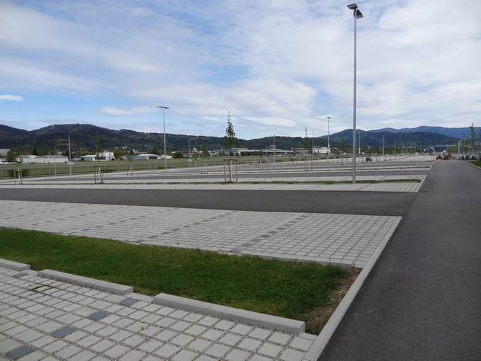 Stadion Sport-Club Freiburg: Suwonallee