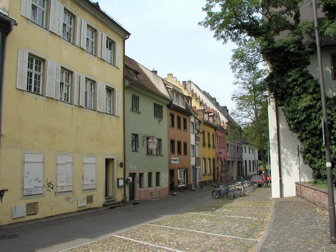 Turmstrae Freiburg Huserfassaden