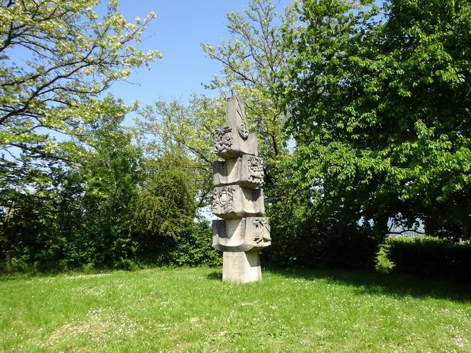 Weinstock Denkmal Tuniberg