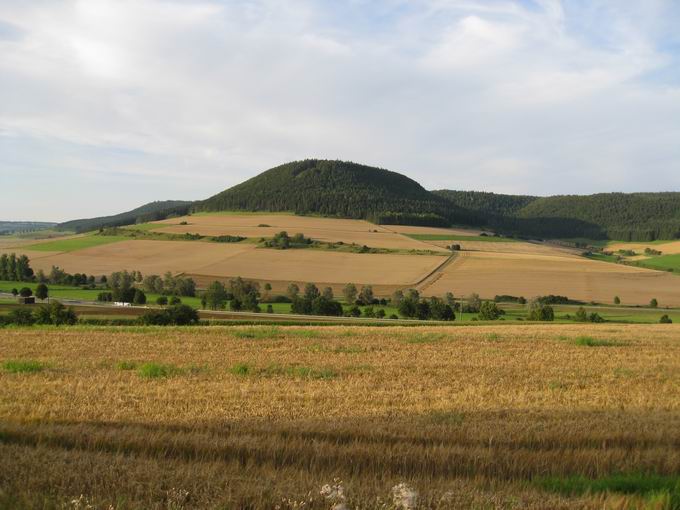 Wartenberg (844m): Blick Hrnekapf