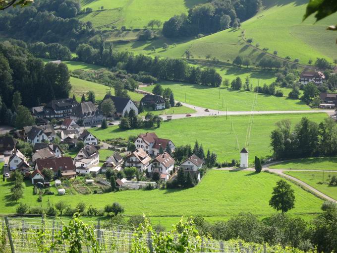Schlossb�hl Glottertal: Blick Wohnplatz Unter Wiggisbrugg