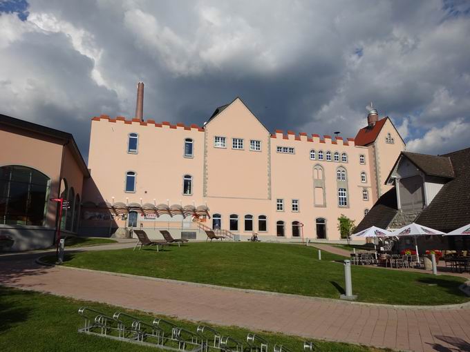 Badische Staatsbrauerei Rothaus: Westfassade Altes Sudhaus