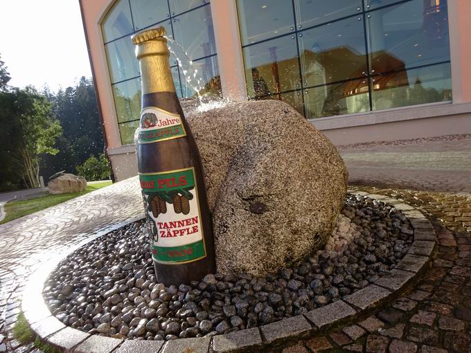 Badische Staatsbrauerei Rothaus: Zpfle-Brunnen