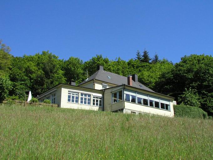 Waldrestaurant Zhringer Burg Sdansicht