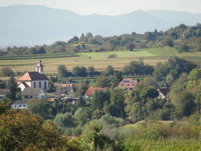 Evangelische Kirche Tutschfelden: Ostansicht