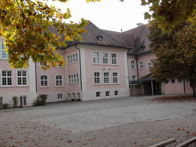 Innenhof Grundschule Herbolzheim