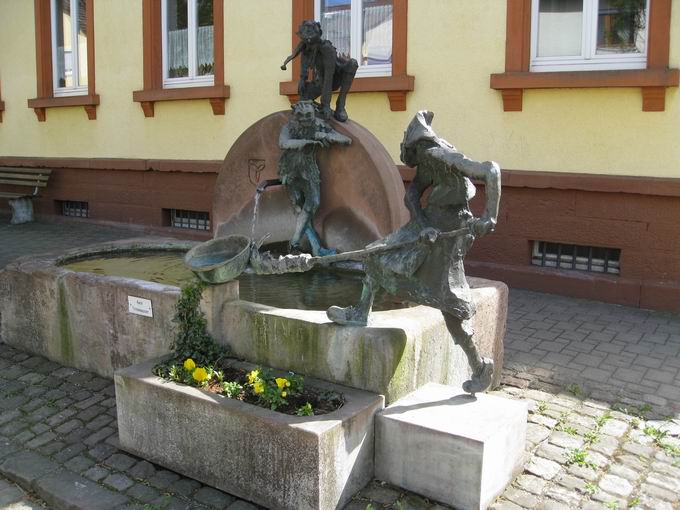 Narrenbrunnen Niederschopfheim