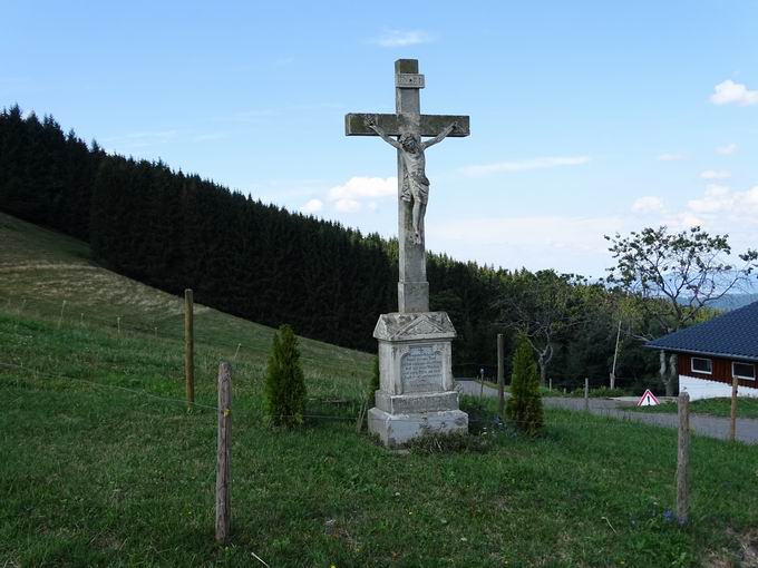 Eckhof Horben: Wegkreuz