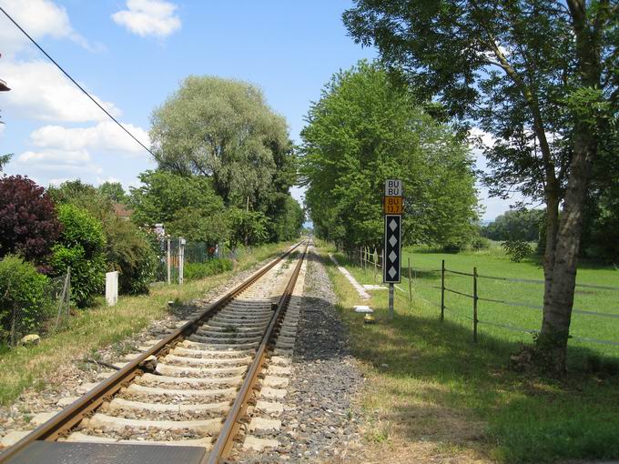 Bahnhof Wasenweiler: Ostblick