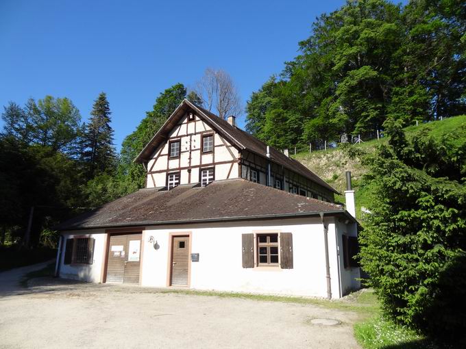 Nebengebude beim Gasthaus zur Lilie Liliental