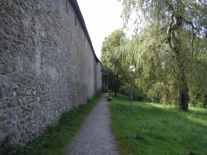 Stadtmauer Isny: Auenmauer am Kurpark