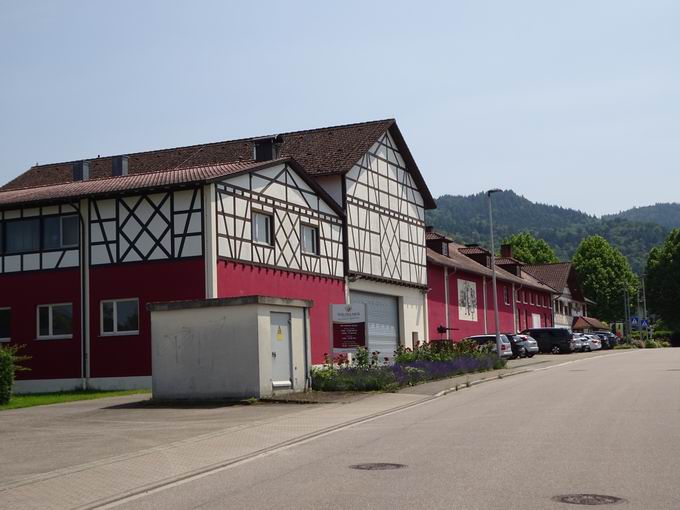 Nordansicht der Winzergenossenschaft Waldulm