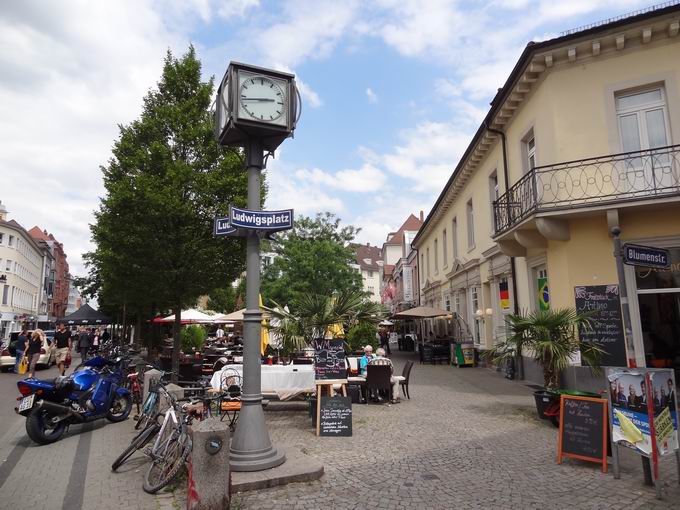 Ludwigsplatz Karlsruhe: Sdansicht