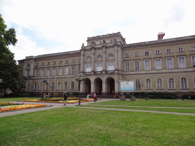 Staatliches Museum fr Naturkunde Karlsruhe