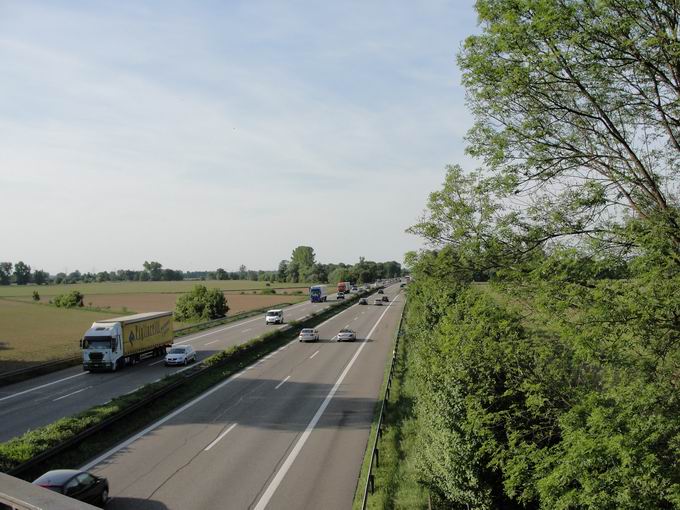 Autobahnbrcke Kenzingen-Oberhausen: Nordblick A5