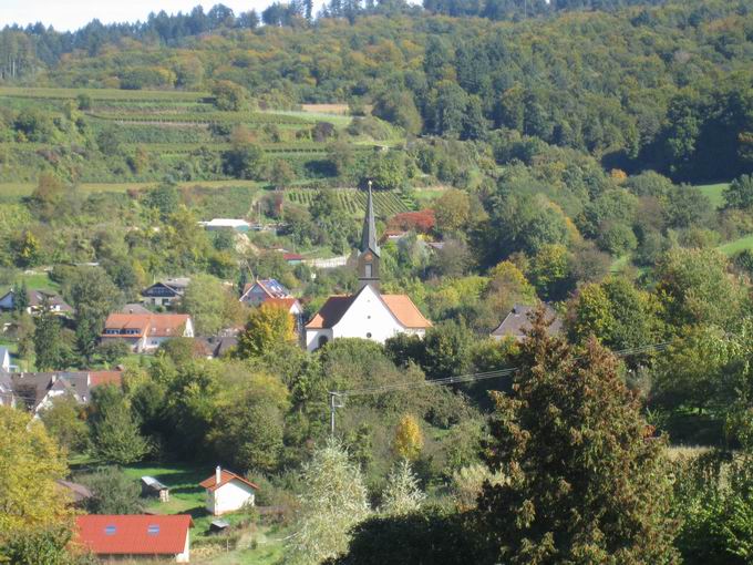 Kirche St. Barbara Nordweil: Westansicht